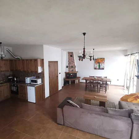 Holiday home 5 - планински перли *